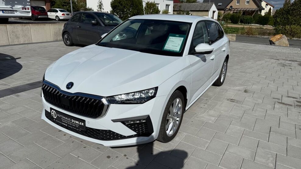 Skoda Scala 17.393 km 21.990 € Büren-Steinhausen 33142