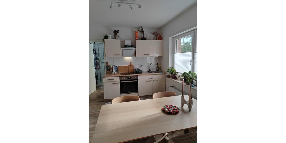 Erdgeschoßwohnung Paderborn Neuenbeken - 2 Zimmer, 80 m&sup2;, 950&euro; | Angebot:27556625