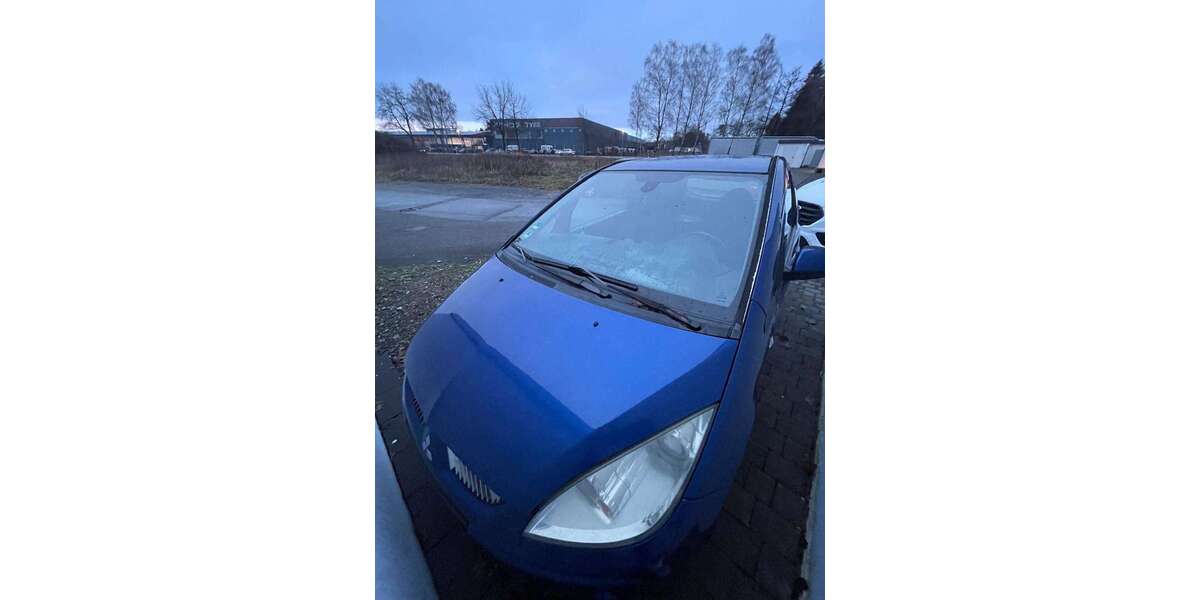 Mitsubishi Colt 187.000 km 1.200 &euro; Delbrück 33129