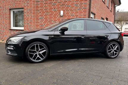 Seat Leon 107.000 km 14.390 &euro; Paderborn 33102