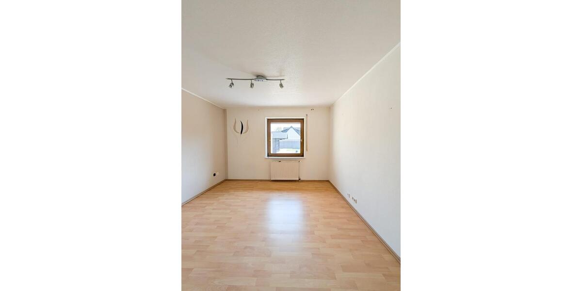 Einfamilienhaus Steinheim - 5 Zimmer, 100 m&sup2;, 300.000&euro; | Angebot:26709537