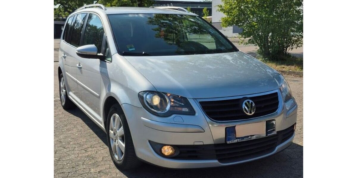 VW Touran 236.000 km 5.000 &euro; Detmold 32756