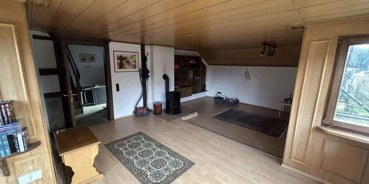 Mehrfamilienhaus, Wohnhaus Borchen / Kirchborchen Kirchborchen - 9 Zimmer, 216 m&sup2;, 365.000&euro; | Angebot:26715257