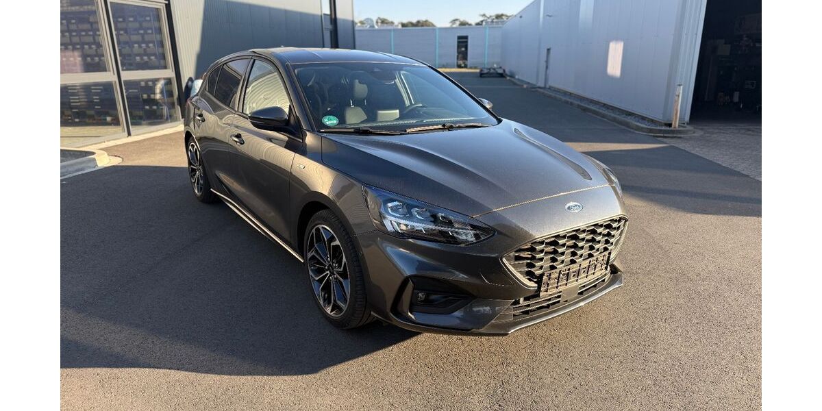 Ford Focus 47.878 km 16.999 &euro; Schloß Holte-Stukenbrock 33758
