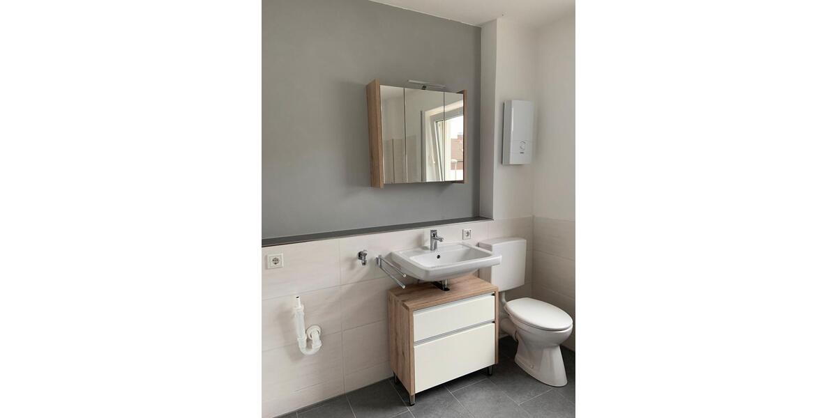 Etagenwohnung Bad Driburg - 2.5 Zimmer, 65 m&sup2;, 470&euro; | Angebot:27605556