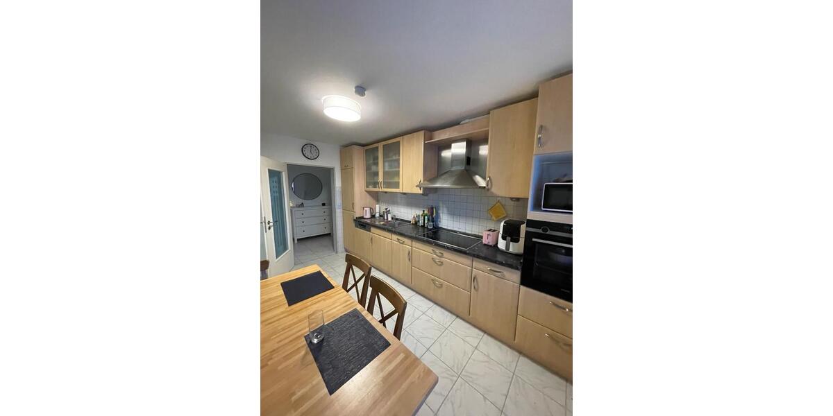 Helle 3-Zimmer-Wohnung mit Balkon&Stellplatz 3 zimmer