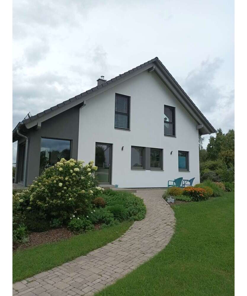 Haus zum Kaufen in Bad Driburg 415.411 € 160 m²