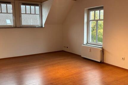 Einzimmerwohnung Lage-Müssen zimmer