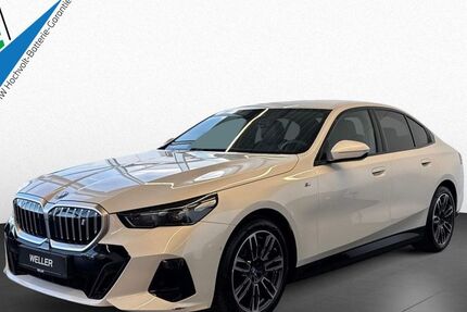 BMW i5 10.621 km 58.350 € Paderborn 33104
