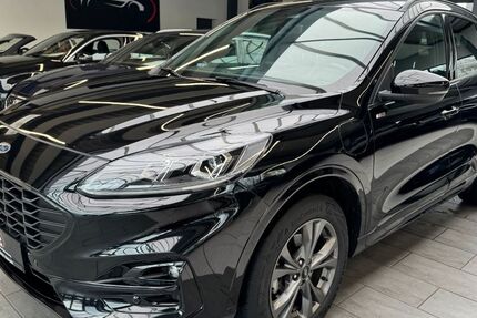 Ford Kuga 83.000 km 19.900 &euro; Detmold 32758