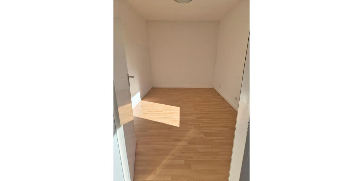 Etagenwohnung Altenbeken - 3 Zimmer, 79 m&sup2;, 671&euro; | Angebot:27595071