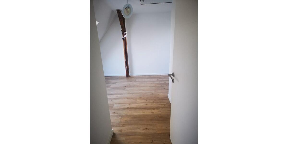 Maisonettenwohnung Delbrück - 7 Zimmer, 143 m&sup2;, 1.390&euro; | Angebot:27606573