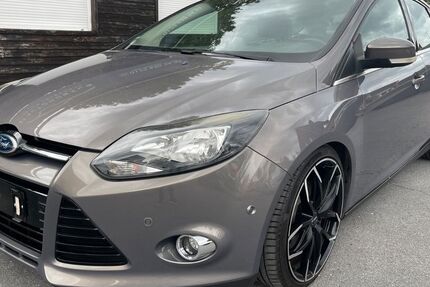 Ford Focus 158.000 km 6.990 € Rheda-Wiedenbrück 33378