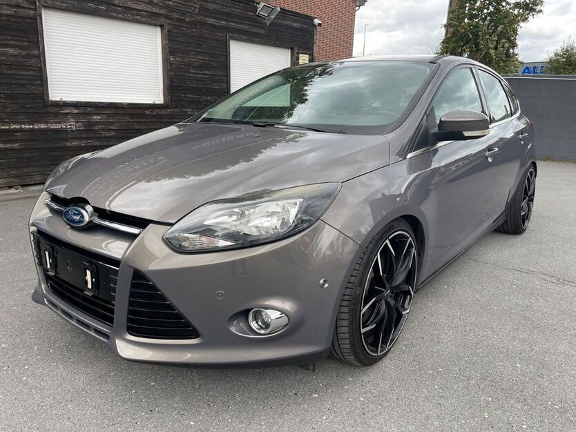 Ford Focus 158.000 km 6.990 € Rheda-Wiedenbrück 33378