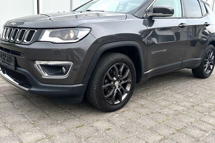 Jeep Compass 130.868 km 14.499 &euro; Paderborn 33104