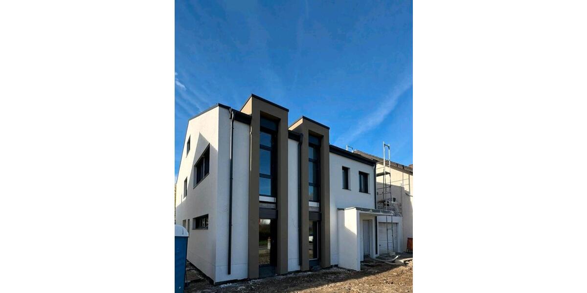 Moderne Doppelhaushälfte in zentraler Lage – 90 m² 4 zimmer