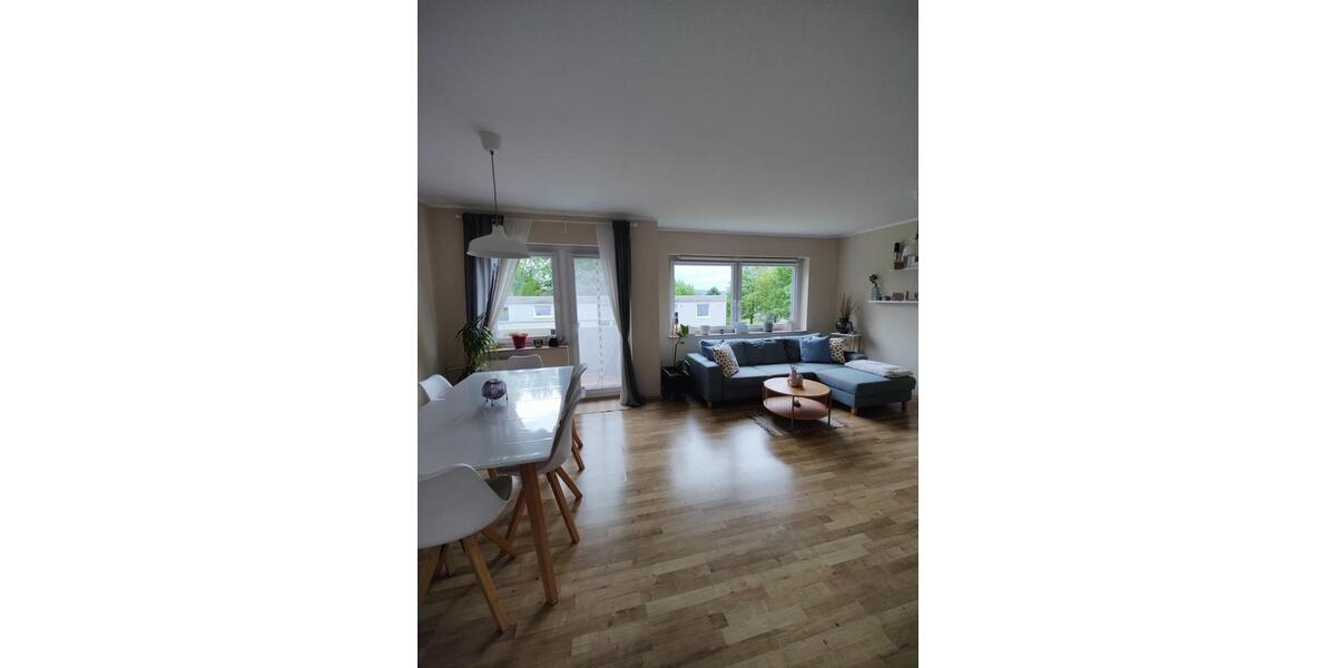 Schöne, helle Eigentumswohnung mit Randlage - 3ZKB + Abstellraum 3 zimmer