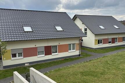 Haus Bielefeld Heepen - 4 Zimmer, 97 m&sup2;, 561&euro; | Angebot:25360610