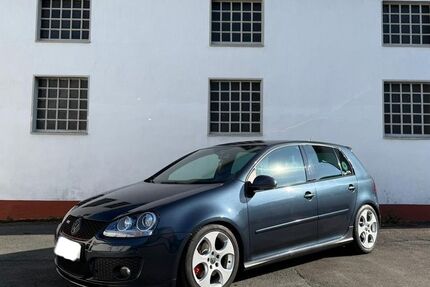 VW Golf 156.000 km 9.000 &euro; Paderborn 33100