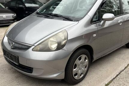 Honda Jazz 220.000 km 1.399 &euro; Paderborn 33100