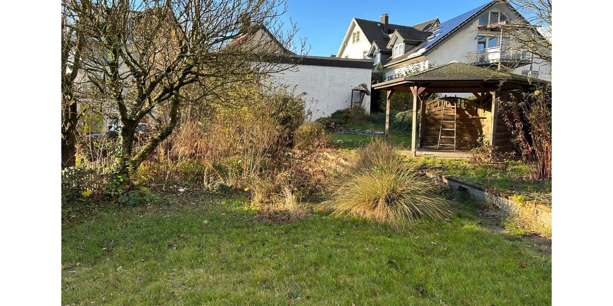 Mehrfamilienhaus, Wohnhaus Detmold - 7 Zimmer, 200 m&sup2;, 450.000&euro; | Angebot:24662652