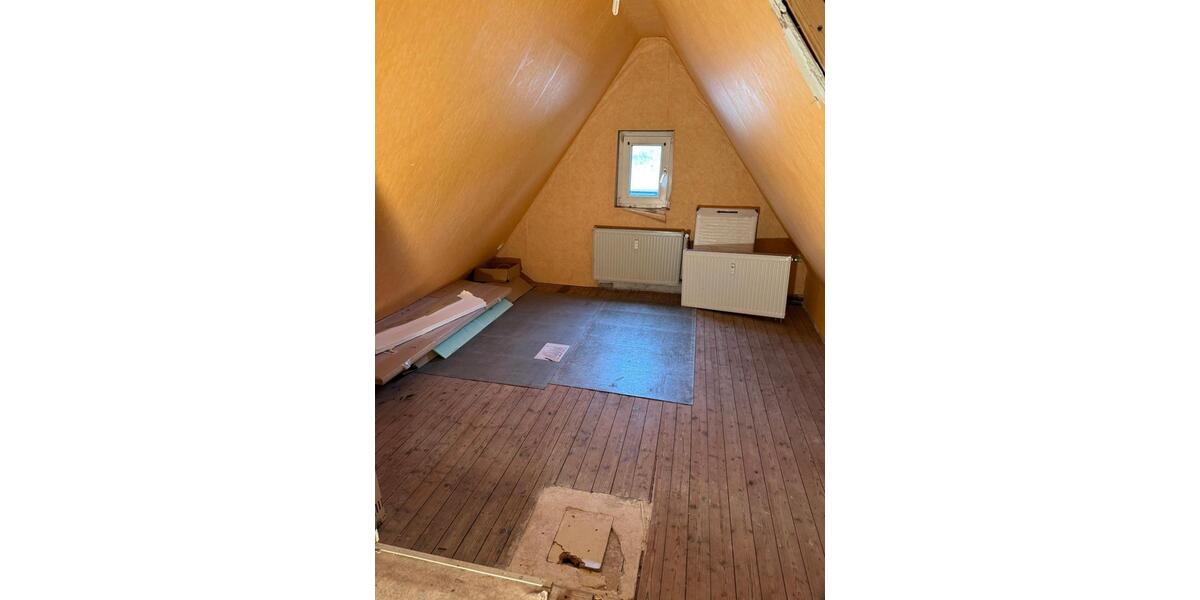 Einfamilienhaus Horn-Bad Meinberg Bad Meinberg - 8 Zimmer, 180 m&sup2;, 255.000&euro; | Angebot:25824450