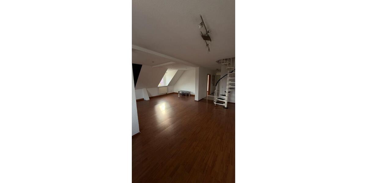 Etagenwohnung Hövelhof - 3 Zimmer, 100 m&sup2;, 1.150&euro; | Angebot:24864867