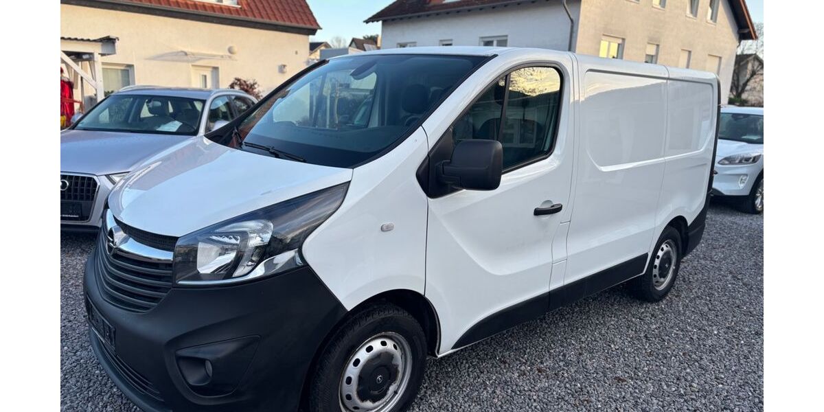 Opel Vivaro 95.259 km 11.990 &euro; Paderborn 33104