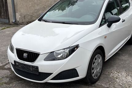 Seat Ibiza 218.603 km 1.990 &euro; Paderborn 33104