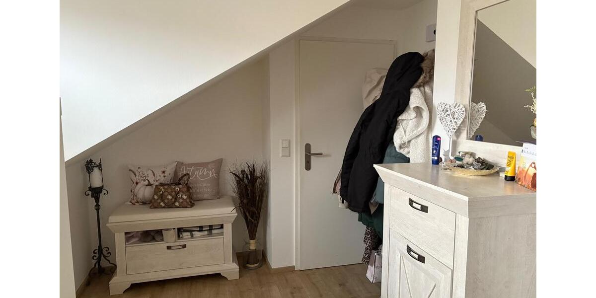 Dachgeschoßwohnung Horn-Bad Meinberg Bad Meinberg - 2 Zimmer, 65 m&sup2;, 540&euro; | Angebot:26441290