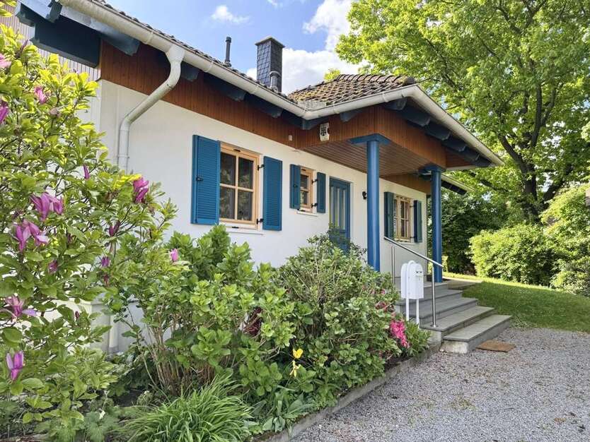 Haus zum Kaufen in Detmold 275.000 € 86.13 m²