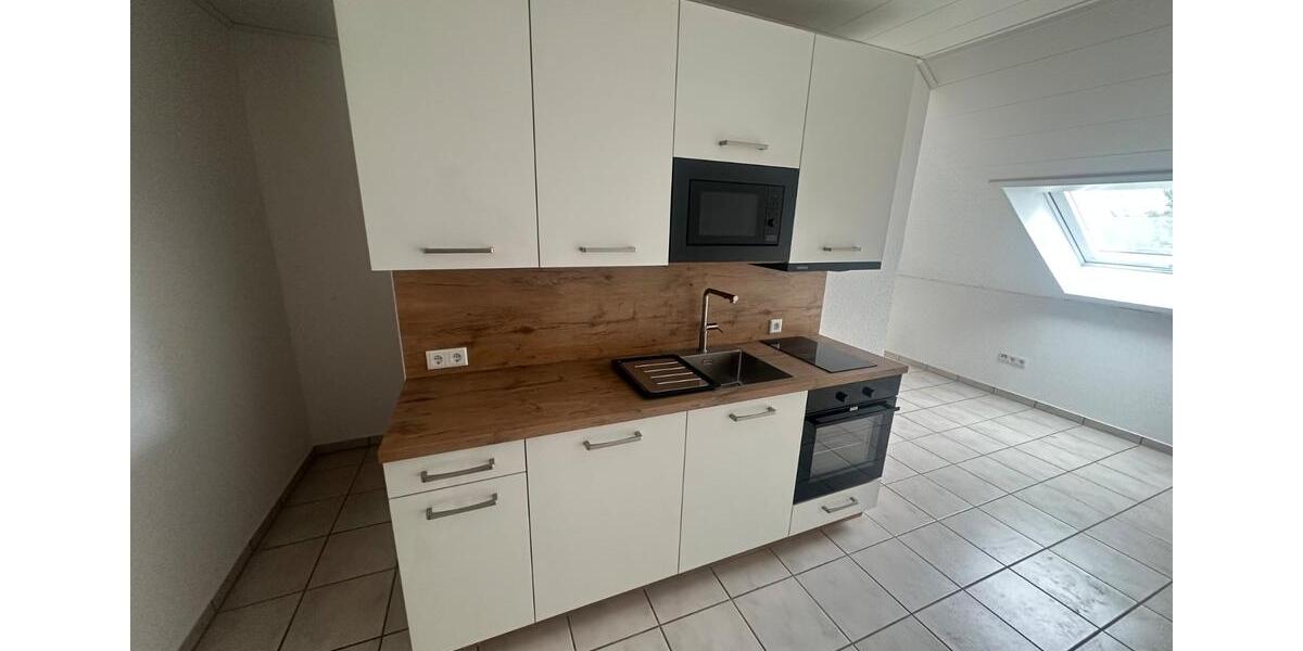 Dachgeschoßwohnung Paderborn - 1 Zimmer, 26 m&sup2;, 336&euro; | Angebot:25782621