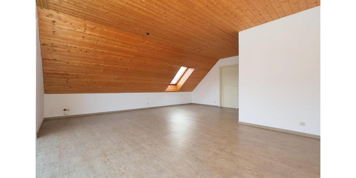 Dachgeschoßwohnung Paderborn Neuenbeken - 2 Zimmer, 68 m&sup2;, 612&euro; | Angebot:26425558