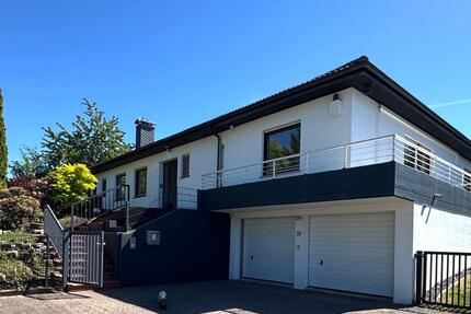 Haus Detmold - 6 Zimmer, 220 m&sup2;, 585.000&euro; | Angebot:26819098