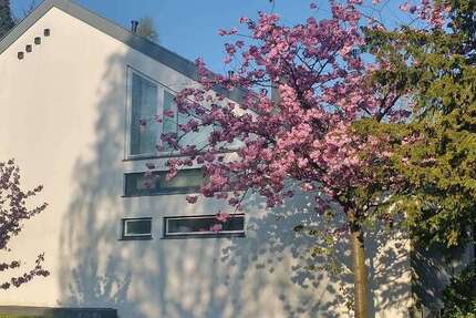 Haus zum Kaufen in Bielefeld 780.000 € 180 m² 6 zimmer