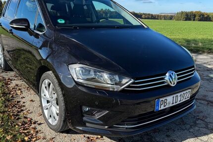 VW Golf Sportsvan 163.500 km 9.700 &euro; Bad Wünnenberg 33181