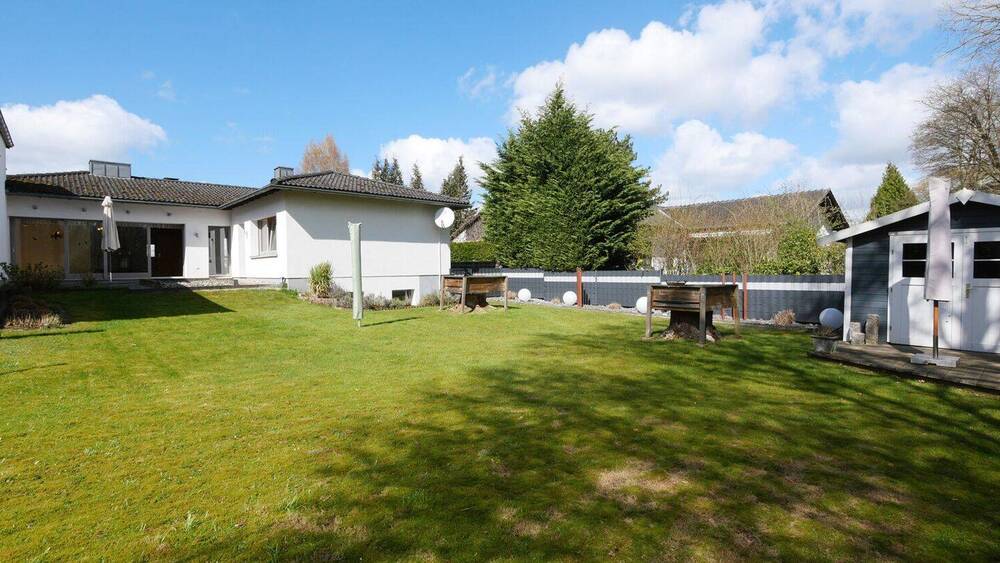 Bungalow Paderborn Kernstadt - 5 Zimmer, 156 m&sup2;, 599.000&euro; | Angebot:26189687