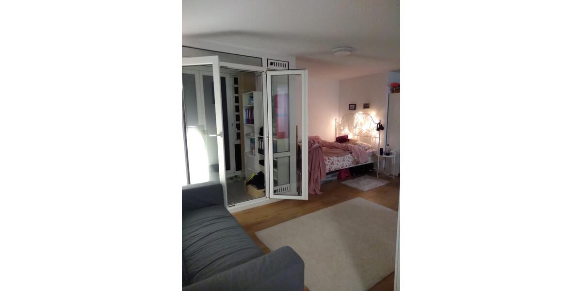 Charmante, helle 1 ZW mit kleinem Austritt und Klimazone 1 zimmer