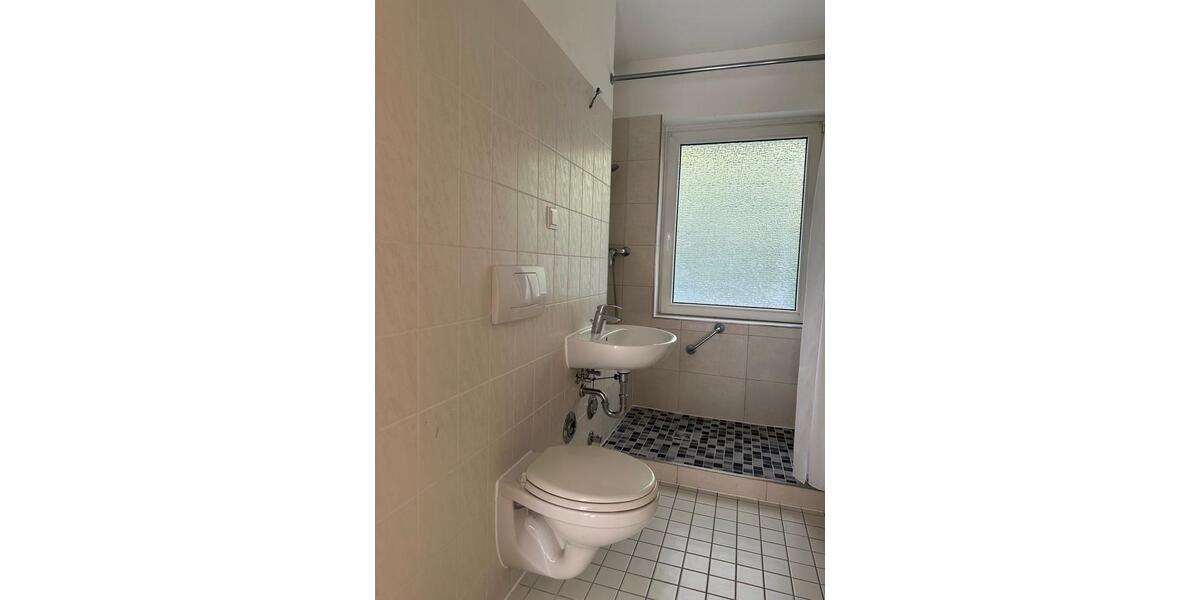 Etagenwohnung Detmold - 3 Zimmer, 53 m&sup2;, 450&euro; | Angebot:26465463