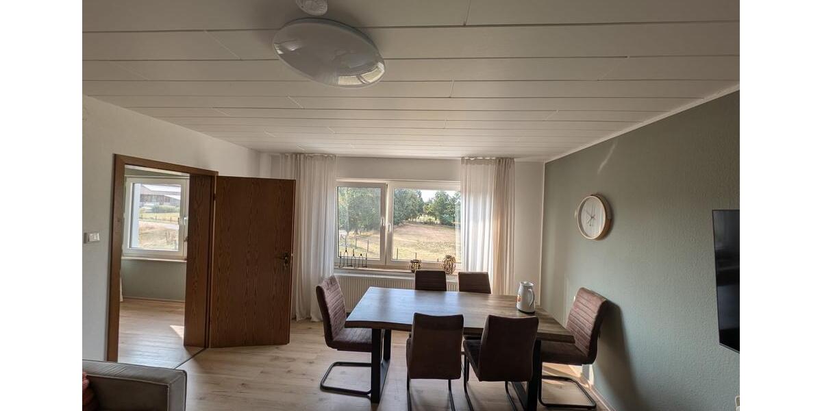 Etagenwohnung Salzkotten - 3 Zimmer, 100 m&sup2;, 700&euro; | Angebot:27611929