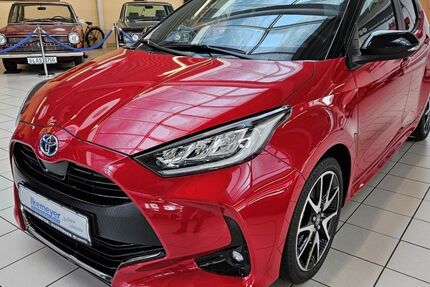 Toyota Yaris 39.400 km 20.490 &euro; Paderborn 33104