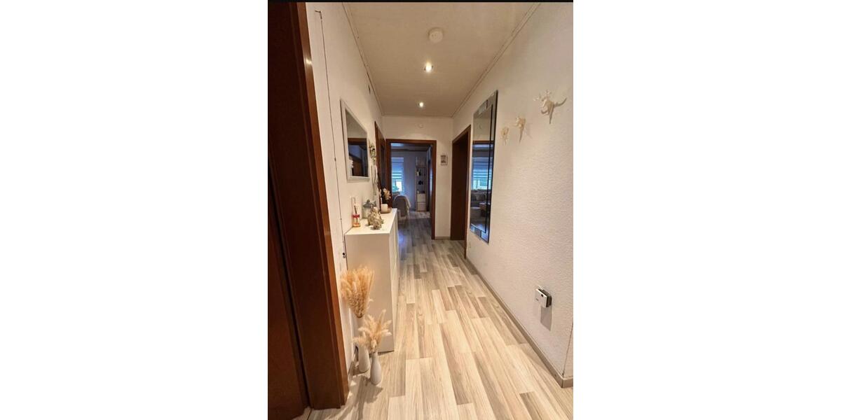 Erdgeschoßwohnung Paderborn - 3 Zimmer, 12 m&sup2;, 400&euro; | Angebot:27594170