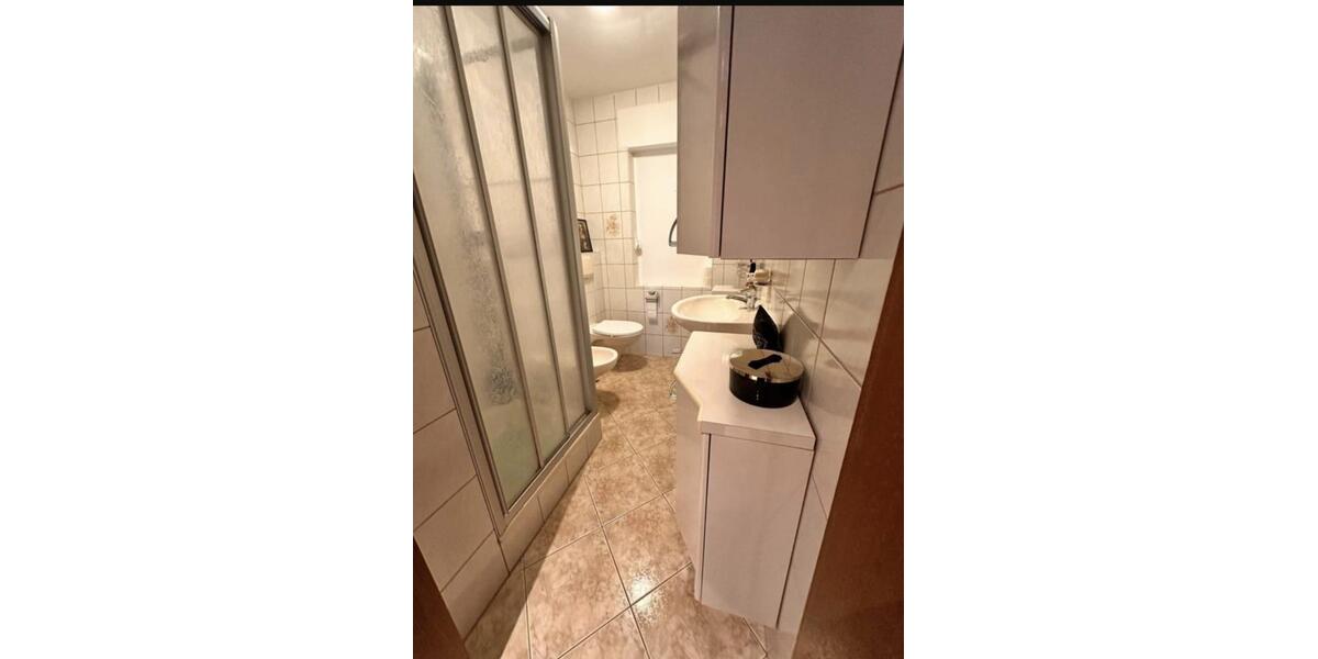 Erdgeschoßwohnung Paderborn - 3 Zimmer, 12 m&sup2;, 400&euro; | Angebot:27594170