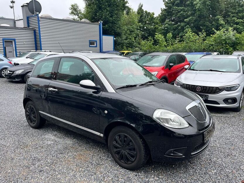 Ypsilon