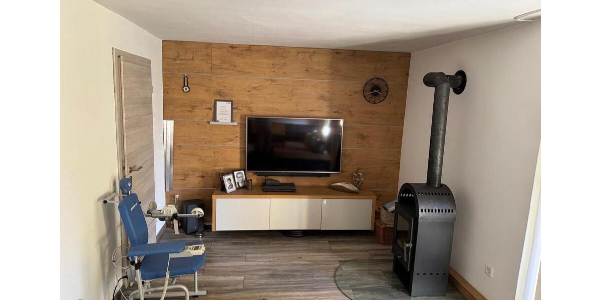 Einfamilienhaus Horn-Bad Meinberg Bad Meinberg - 8 Zimmer, 180 m&sup2;, 255.000&euro; | Angebot:25824450