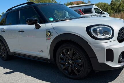 Mini Countryman SE (Cooper) 33.100 km 21.500 &euro; Lippstadt 59558