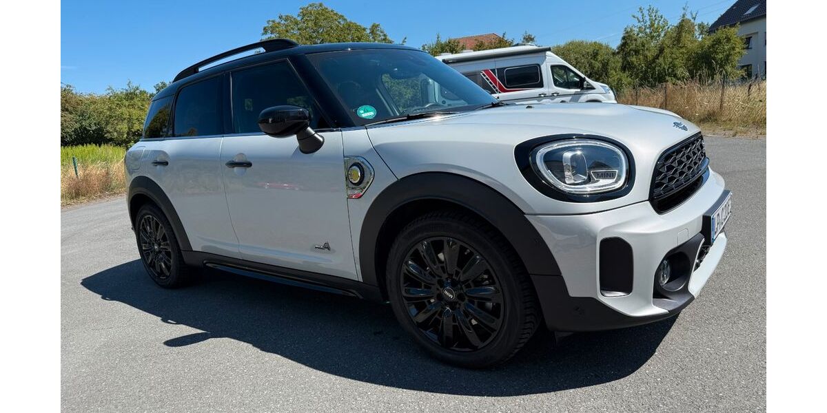 Mini Countryman SE (Cooper) 33.100 km 21.500 &euro; Lippstadt 59558