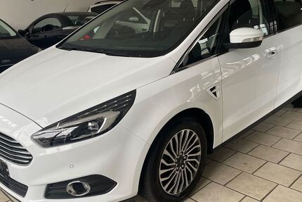 Ford S-Max 152.000 km 12.999 &euro; Detmold 32756