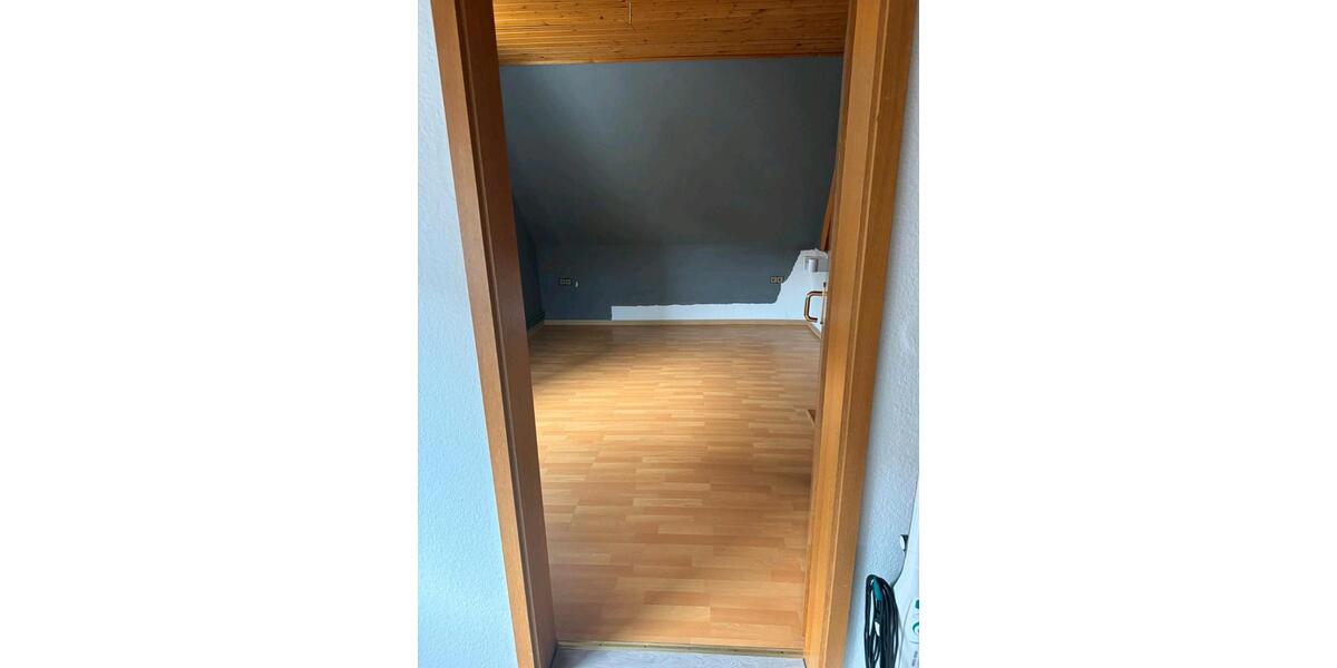 Dachgeschoßwohnung Brakel - 2 Zimmer, 72 m&sup2;, 700&euro; | Angebot:26321260