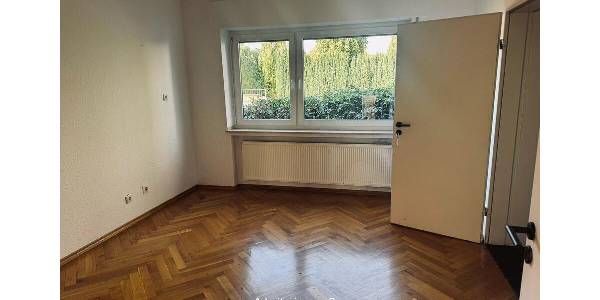 Einfamilienhaus Paderborn Elsen - 7 Zimmer, 260 m&sup2;, 2.250&euro; | Angebot:27618823